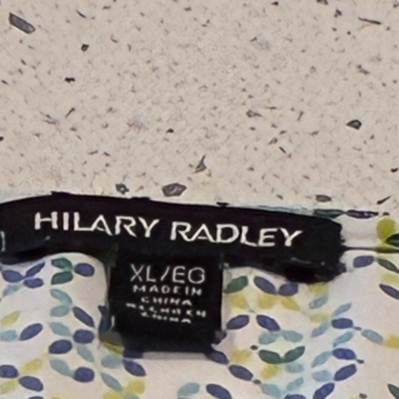 Top - Picture 2 of 2